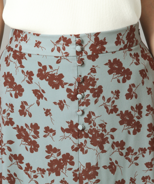 LOWRYS FARM(ローリーズファーム)の「フラワーボタンAラインスカート 844199(スカート・レディース・ブラック/オフホワイト/ミント・FREE)」の14枚目の写真