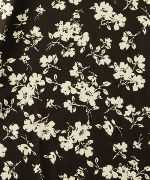 LOWRYS FARM(ローリーズファーム)の「フラワーボタンAラインスカート 844199(スカート・レディース・ブラック/オフホワイト/ミント・FREE)」の15枚目の写真