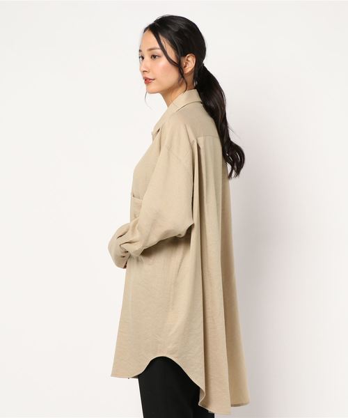 DouDou（ドゥドゥ）の「バックロングシャツ（シャツ/ブラウス・レディース・ベージュ/ブルー/ピンクベージュ・FREE）」の4枚目の写真