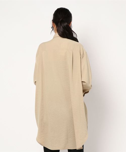 DouDou（ドゥドゥ）の「バックロングシャツ（シャツ/ブラウス・レディース・ベージュ/ブルー/ピンクベージュ・FREE）」の5枚目の写真