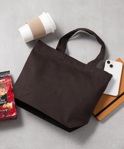 United Athle（ユナイテッドアスレ）の「推し活トートに！【United Athle】ヘビーコットンキャンバストートバッグ S 1460（トートバッグ・レディース・ブラック/グレー/ネイビー/レッド/アイボリー/グリーン/キャメル/ライトパープル/スミクロ/インディゴブルー/モカ/パープル/ブルー/オリーブ/スモークピンク/マスタード/ライトカーキ/ライトピンク/ミント・FREE）」の4枚目の写真