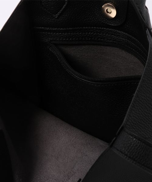 SESTO(セスト)の「レザー調ショルダートートバッグ(トートバッグ・レディース・ベージュ/ブラック/キャメル・ONE SIZE)」の6枚目の写真