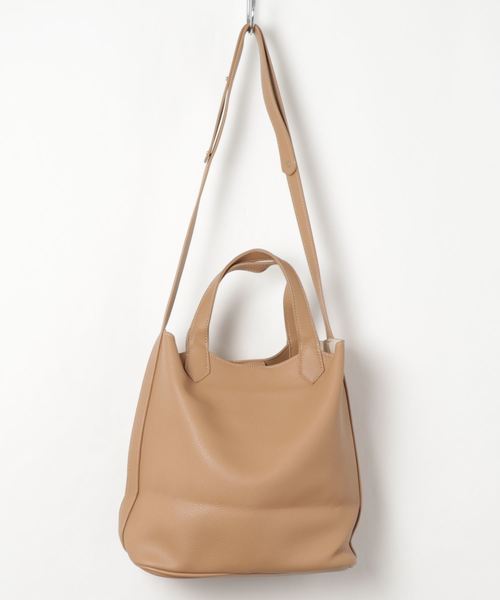 SESTO(セスト)の「レザー調ショルダートートバッグ(トートバッグ・レディース・ベージュ/ブラック/キャメル・ONE SIZE)」の10枚目の写真