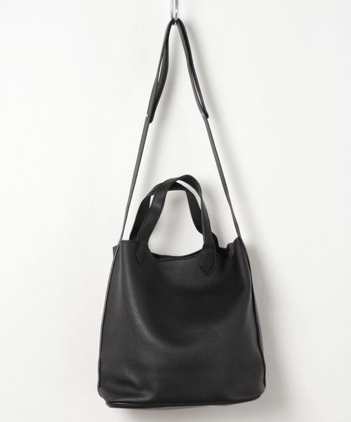 SESTO(セスト)の「レザー調ショルダートートバッグ(トートバッグ・レディース・ベージュ/ブラック/キャメル・ONE SIZE)」の11枚目の写真