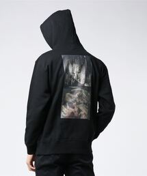 Sync.（スィンク）の「Sync.【KOSUKE KAWAMURA】PULLOVER HOODED "FACE & HANDS"（パーカー）」