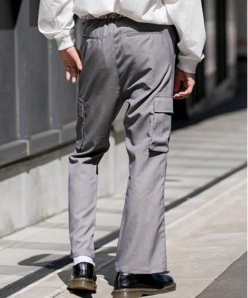 Beno(ビーノ)の「TRストレッチ フレア カーゴパンツ(その他パンツ・メンズ・グレー系その他2/グレー系その他/グレー/ブラック/ネイビー・LL/M/L)」の12枚目の写真