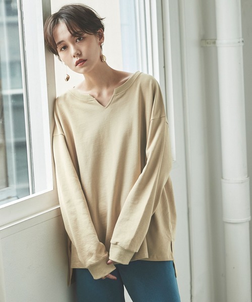 Titivate ティティベイト の ｷｰﾈｯｸｶｯﾄｿｰﾌﾟﾙｵｰﾊﾞｰ Tシャツ カットソー Wear