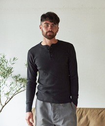 HANES（ヘインズ）の「HANES THERMAL L S HENLY NECK T (ヘインズ サーマルロングスリーブヘンリーネックティー)(3colors)(Men's)(HM4-S104)（Tシャツ/カットソー・レディース）」