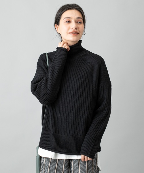 prose verse(プロズヴェール)の「《WEB限定》タートルネックニット ショートニット ロールネックニット チャンキーニット(ニット/セーター・レディース・ブラック/ブラウン/オフホワイト/キャメル・フリ-)」の4枚目の写真