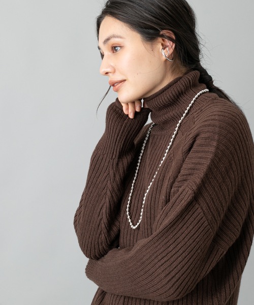 prose verse(プロズヴェール)の「《WEB限定》タートルネックニット ショートニット ロールネックニット チャンキーニット(ニット/セーター・レディース・ブラック/ブラウン/オフホワイト/キャメル・フリ-)」の9枚目の写真