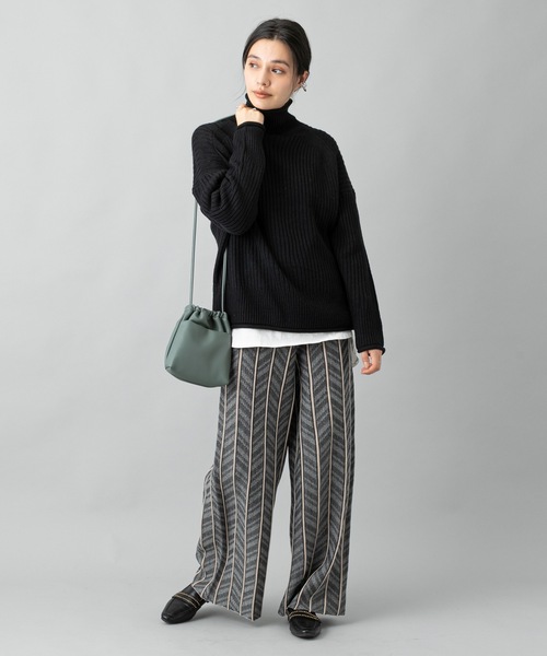 prose verse(プロズヴェール)の「《WEB限定》タートルネックニット ショートニット ロールネックニット チャンキーニット(ニット/セーター・レディース・ブラック/ブラウン/オフホワイト/キャメル・フリ-)」の20枚目の写真