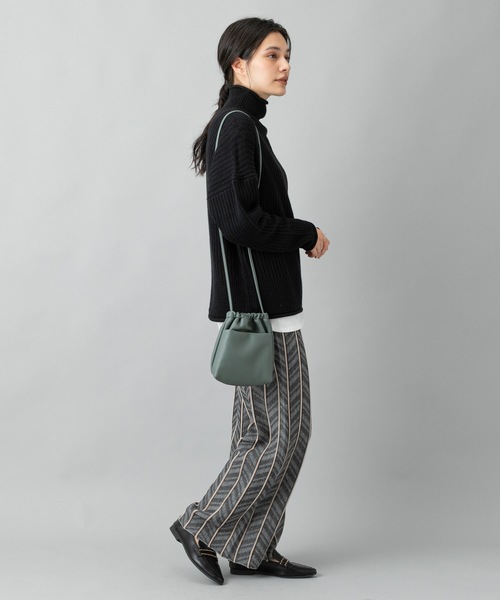 prose verse(プロズヴェール)の「《WEB限定》タートルネックニット ショートニット ロールネックニット チャンキーニット(ニット/セーター・レディース・ブラック/ブラウン/オフホワイト/キャメル・フリ-)」の21枚目の写真