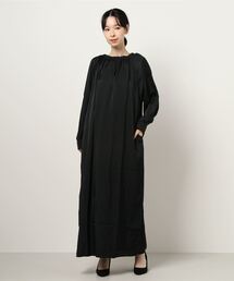 落ち感ギャザーロングワンピース