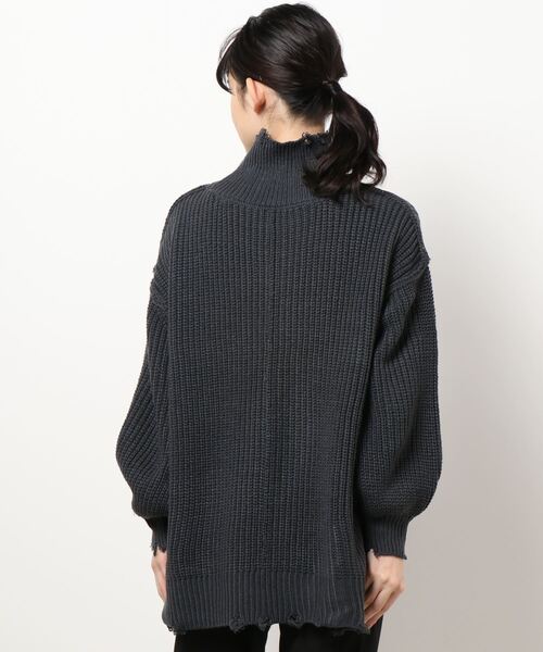 KOBE LETTUCE(コウベレタス)の「ハイネックダメージニットトップス(ニット/セーター・レディース・アイボリー/モスグリーン/ブルー系その他/パープル系その他/グレイッシュベージュ/チャコール・FREE)」の7枚目の写真