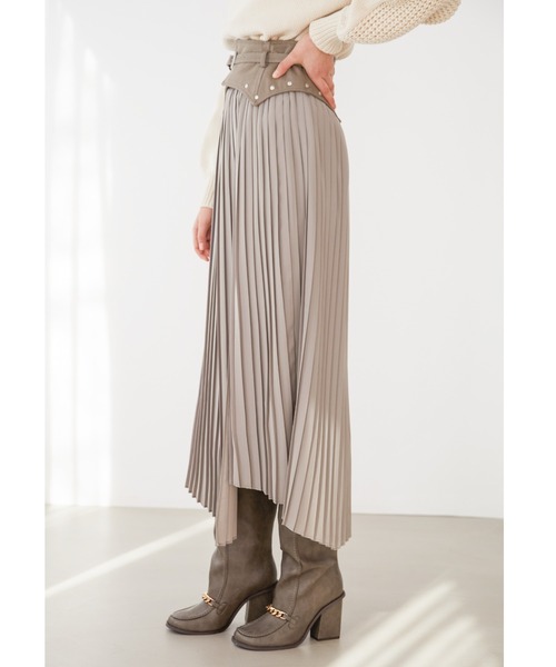 ALEXIA STAM(アリシアスタン)の「Wrap Pleated Skirt With Belt/ラッププリーツスカートウィズベルト(スカート・レディース・アイボリー/グレイッシュベージュ・FREE)」の4枚目の写真