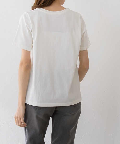 Pierrot(ピエロ)の「大人カジュアル conscientiousシルケットロゴTシャツ 綿100%(Tシャツ/カットソー・レディース・ホワイト×ブラック/ホワイト×ブラウン/ベージュ系その他・M/L)」の9枚目の写真