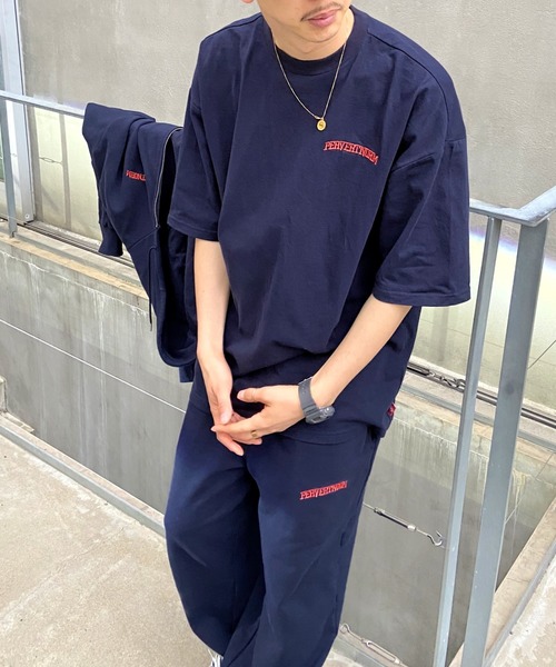 WHO'S WHO gallery(フーズフーギャラリー)の「【KOOKY'N/クーキー】カレッジTEE(Tシャツ/カットソー・メンズ・ホワイト/ライトグレー/ブラック/ネイビー/ブルー/グリーン・FREE)」の5枚目の写真