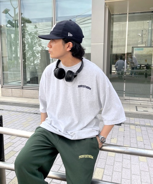 WHO'S WHO gallery(フーズフーギャラリー)の「【KOOKY'N/クーキー】カレッジTEE(Tシャツ/カットソー・メンズ・ホワイト/ライトグレー/ブラック/ネイビー/ブルー/グリーン・FREE)」の4枚目の写真