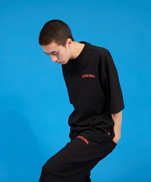 WHO'S WHO gallery(フーズフーギャラリー)の「【KOOKY'N/クーキー】カレッジTEE(Tシャツ/カットソー・メンズ・ホワイト/ライトグレー/ブラック/ネイビー/ブルー/グリーン・FREE)」の3枚目の写真