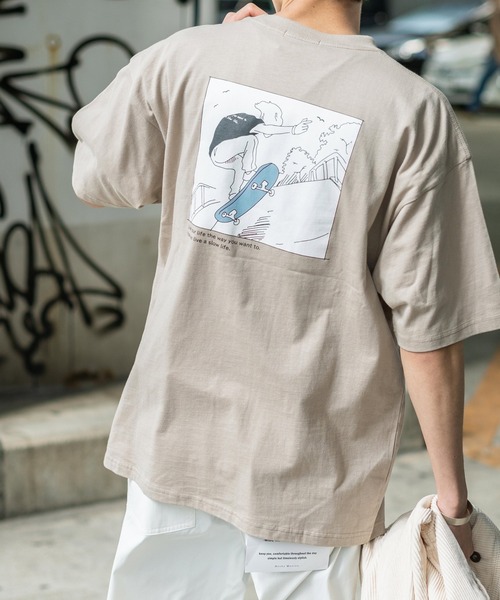 Rocky Monroe（ロッキーモンロー）の「オーバーサイズ レトロモダン グラフィックバックプリントT（Tシャツ/カットソー・メンズ・サックスブルー系/ブラック系2/グリーン系1/ホワイト系2/サックスブルー系1/ブラック系1/グレイッシュベージュ/オフホワイト/グレー系/ブラック/ベージュ系/グリーン系2/パープル/パープル系/サックスブルー系2/ベージュ系1/ベージュ系2/ホワイト系1/サックスブルー/ホワイト系・S/M/L）」の12枚目の写真