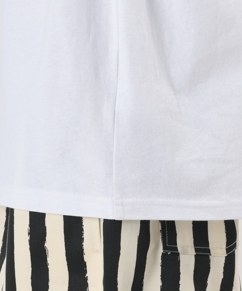 make a ray!（メイク ア レイ！）の「Three Street Style Icon/ストリートスタイル アイコン 刺繍 半袖Tシャツ（Tシャツ/カットソー・メンズ・ベージュ/ネイビー/オフホワイト・M/L）」の8枚目の写真