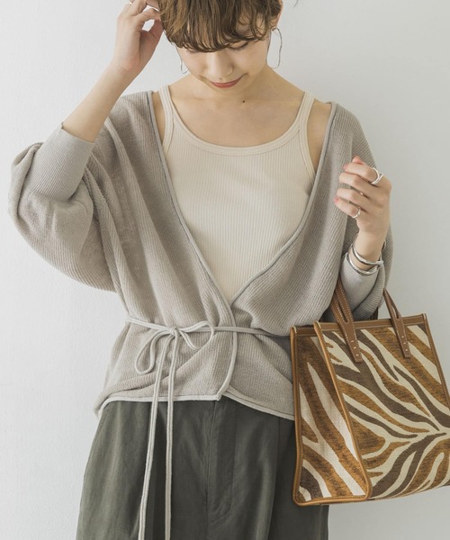 URBAN RESEARCH(アーバンリサーチ)の「麻混カシュクールカーディガン(カーディガン/ボレロ・レディース・ブラウン系その他/ライトグレー/オフホワイト・FREE)」の9枚目の写真