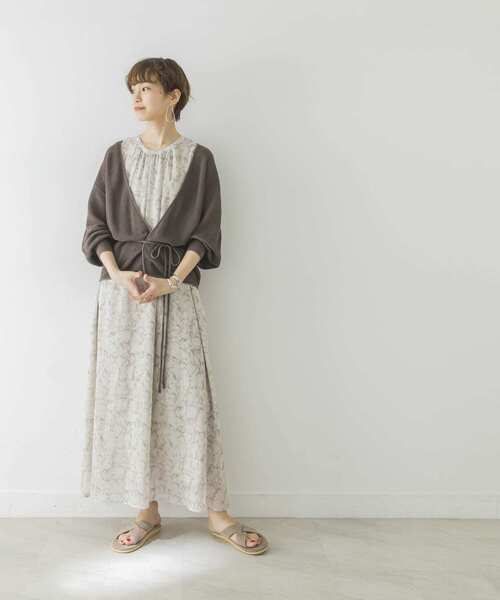 URBAN RESEARCH(アーバンリサーチ)の「麻混カシュクールカーディガン(カーディガン/ボレロ・レディース・ブラウン系その他/ライトグレー/オフホワイト・FREE)」の20枚目の写真