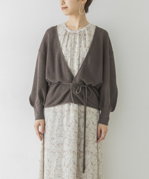 URBAN RESEARCH(アーバンリサーチ)の「麻混カシュクールカーディガン(カーディガン/ボレロ・レディース・ブラウン系その他/ライトグレー/オフホワイト・FREE)」の21枚目の写真