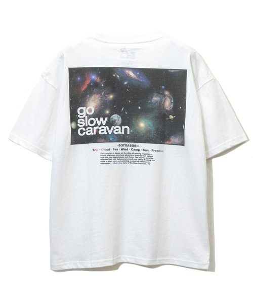 go slow caravan(ゴースローキャラバン)の「USA/C gscコンセプトカラー スクエアLOGOバックプリントゆったりTEE W(Tシャツ/カットソー・レディース・グリーン/ブラック系その他/ナチュラル/ブルー系その他/パープル系その他/サックスブルー系・FREE)」の2枚目の写真