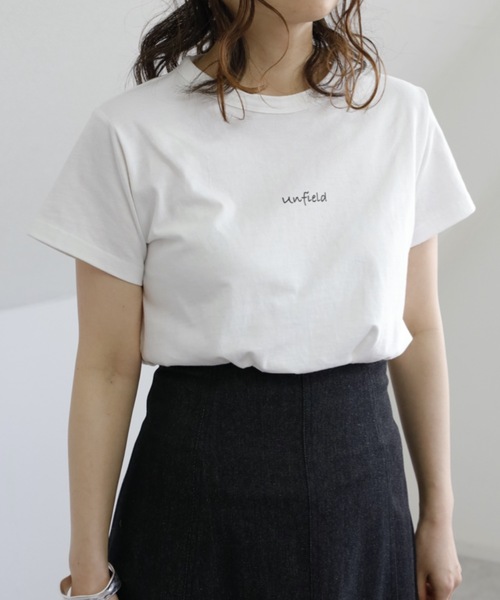UNFIELD（アンフィールド）の「【UNFIELD unfieldロゴTシャツ】（Tシャツ/カットソー・レディース・ホワイト/ブラック・FREE）」の6枚目の写真