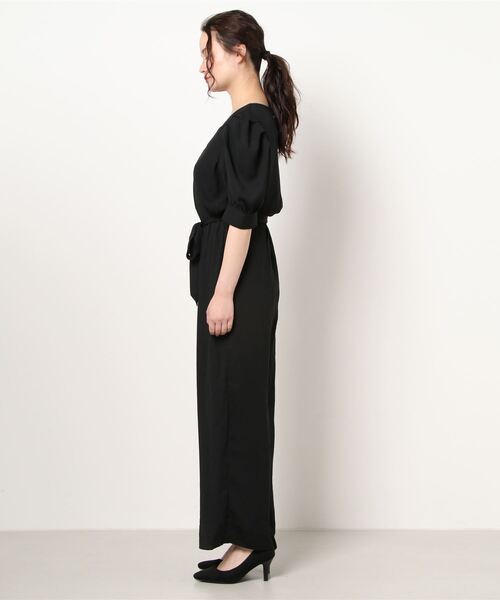 Alluge(アルージュ)の「パワーショルダーオールインワン(つなぎ/オールインワン・レディース・ブラック/オリーブ・FREE)」の4枚目の写真