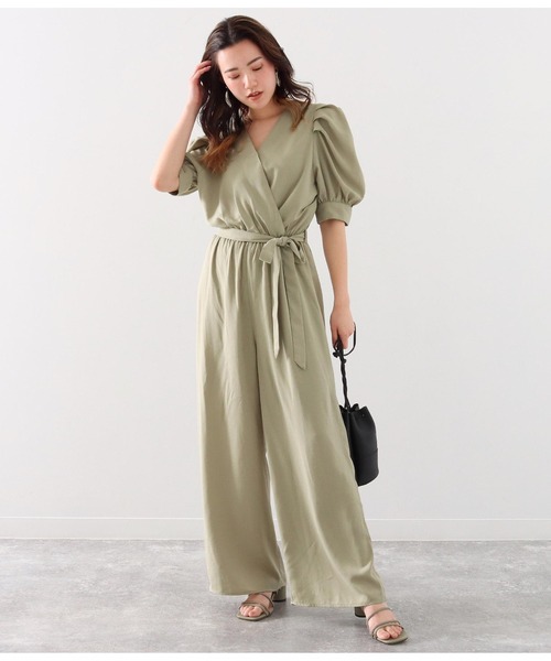 Alluge(アルージュ)の「パワーショルダーオールインワン(つなぎ/オールインワン・レディース・ブラック/オリーブ・FREE)」の2枚目の写真