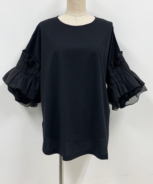 LUGIVA（ルギヴァ）の「ボリュームタック袖Tシャツ（Tシャツ/カットソー・レディース・オフホワイト/ブラック/チャコールグレー・M）」の9枚目の写真