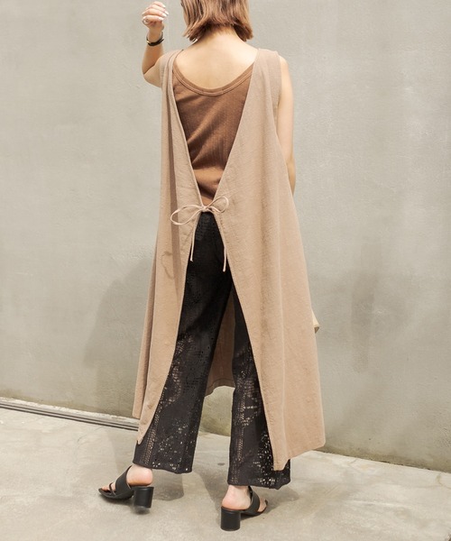 CAPRICIEUX LE'MAGE(カプリシューレマージュ)の「ラミーコットンマルチ2WAYワンピース(ワンピース・レディース・アイボリー/ダークブラウン・FREE)」の1枚目の写真