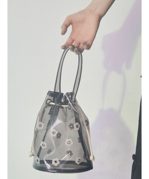 merry jenny（メリージェニー）の「PVCお花咲いた巾着Bag（ハンドバッグ・レディース・ピンク/ブルー/ブラック・FREE）」の14枚目の写真