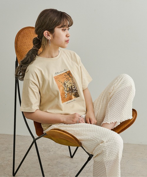 Ambre Neige(アンブルネージュ)の「アソートプリントフラワーTシャツ/【WEB/EC限定商品】(Tシャツ/カットソー・レディース・ホワイト系1/ホワイト系2/ベージュ系その他/ベージュ・FREE)」の4枚目の写真