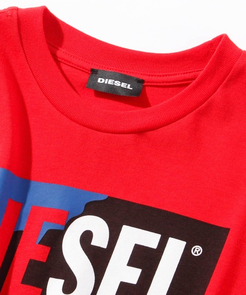 DIESEL KIDS（ディーゼルキッズ）の「DIESEL（ディーゼル）Kids & Junior　ブランドロゴプリント半袖Tシャツカットソー（Tシャツ/カットソー・キッズ・ホワイト/レッド/ダークグリーン/ブルー/ブラック/グレー・4YEAR/6YEAR/8YEAR/10YEAR/12YEAR/14Y/16Y）」の17枚目の写真