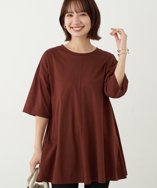 earth music&ecology（アースミュージックアンドエコロジー）の「吸水速乾センター切り替えBIGチュニック ＊（Tシャツ/カットソー・レディース・ブラック/ネイビー/オフホワイト/ボルドー/ブルーグリーン/グレイッシュベージュ・FREE）」の6枚目の写真