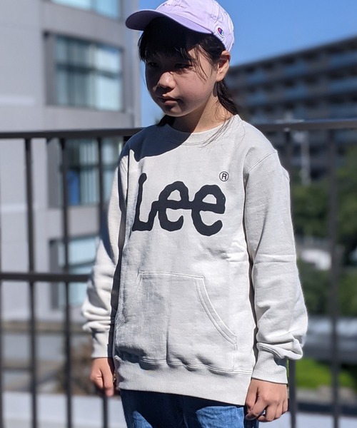 Lee（リー）の「Lee/リー キッズ　裏毛 ロゴプリント入り クルースウェット（パーカー・キッズ・グレー/パープル/ホワイト・130/140/150）」の13枚目の写真