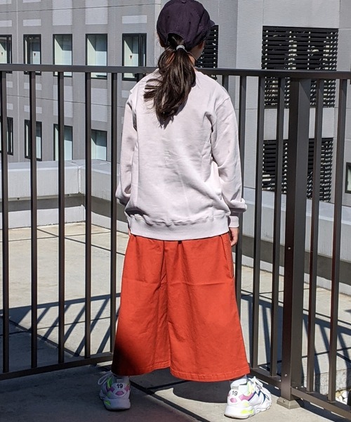 Lee（リー）の「Lee/リー キッズ　裏毛 ロゴプリント入り クルースウェット（パーカー・キッズ・グレー/パープル/ホワイト・130/140/150）」の20枚目の写真