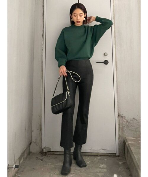 EMODA（エモダ）の「ボトルネックコンパクトニット（ニット/セーター・レディース・ブラック/ブラウン/グリーン/アイボリー・FREE）」の7枚目の写真