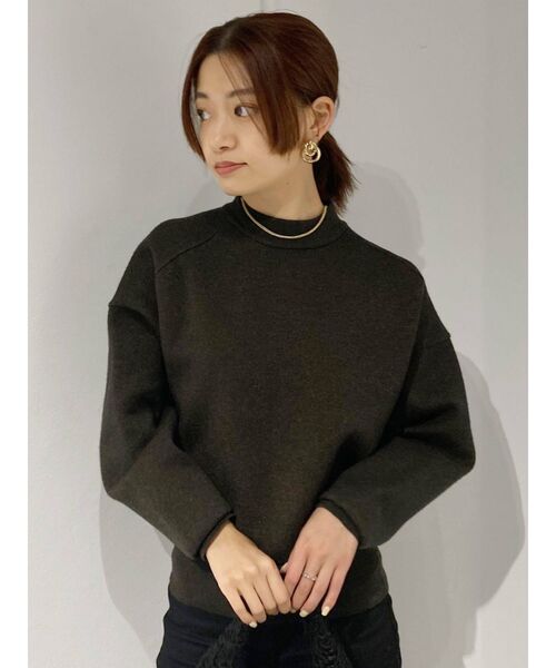 EMODA（エモダ）の「ボトルネックコンパクトニット（ニット/セーター・レディース・ブラック/ブラウン/グリーン/アイボリー・FREE）」の15枚目の写真