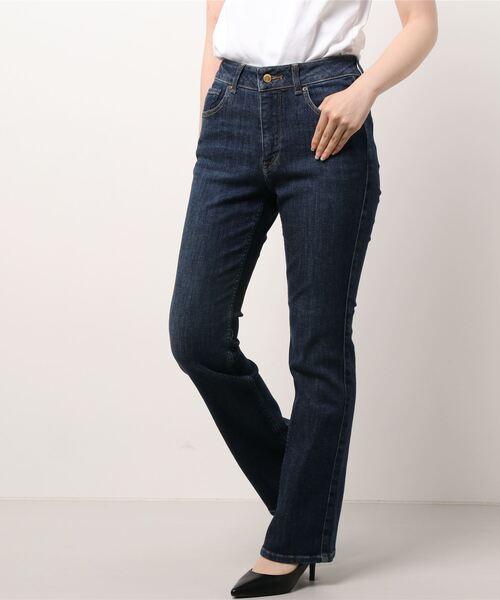 Right-on（ライトオン）の「【Mrs.Jeana】コンフォートストレッチブーツカットデニムパンツ（デニムパンツ・レディース・ダークインディゴブルー・27/28/31/29/30）」の17枚目の写真