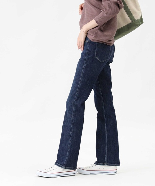 Right-on（ライトオン）の「【Mrs.Jeana】コンフォートストレッチブーツカットデニムパンツ（デニムパンツ・レディース・ダークインディゴブルー・27/28/31/29/30）」の11枚目の写真