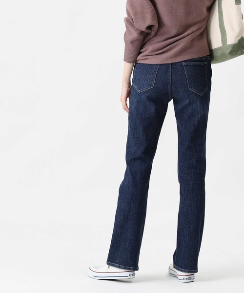 Right-on（ライトオン）の「【Mrs.Jeana】コンフォートストレッチブーツカットデニムパンツ（デニムパンツ・レディース・ダークインディゴブルー・27/28/31/29/30）」の12枚目の写真