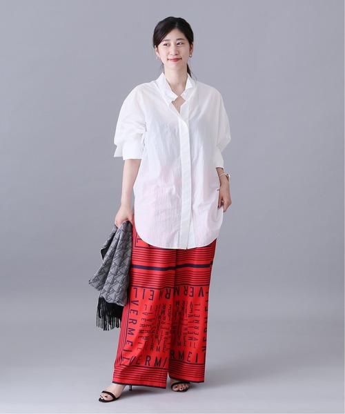 VERMEIL par iena(ヴェルメイユパーイエナ)の「ペーパーライトタフタブラウス◆(シャツ/ブラウス・レディース・ホワイト/ブラック/サックスブルー・FREE)」の4枚目の写真