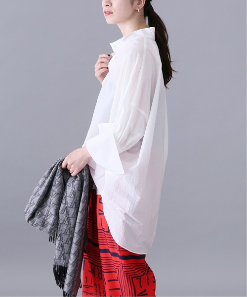 VERMEIL par iena(ヴェルメイユパーイエナ)の「ペーパーライトタフタブラウス◆(シャツ/ブラウス・レディース・ホワイト/ブラック/サックスブルー・FREE)」の15枚目の写真