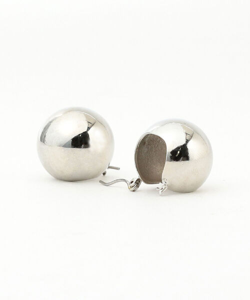 B:MING by BEAMS（ビーミングバイビームス）の「B:MING by BEAMS / ボール メタル ピアス（ピアス（両耳用）・レディース・シルバー/ゴールド・ONE SIZE）」の4枚目の写真