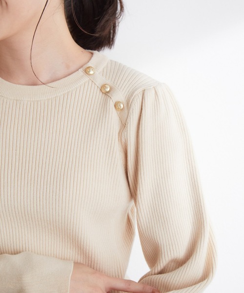 VIS（ビス）の「袖コンシャスきらっとメタル釦リブプルオーバー（ニット/セーター・レディース・ブラック/グレー/グレー系その他/ホワイト/オレンジ・M/S）」の16枚目の写真