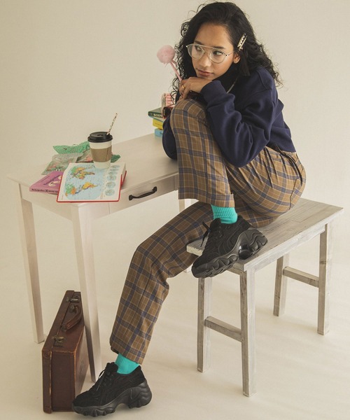 PUMA（プーマ）の「PUMA × atmos pink PULSAR WEDGE BOA WOMENS  / プーマ パルサー ウェッジ ボア ウィメンズ アトモス ピンク 【SP】（スニーカー・レディース・ブラック・24.5cm/22.5cm/23.0cm/25.0cm/23.5cm/24.0cm）」の5枚目の写真